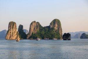 Ha Long-öböl Vietnám legszebb természeti látnivalója